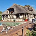 Holiday home Maison Normande Avec Piscine A 10 Min D'honfleur *